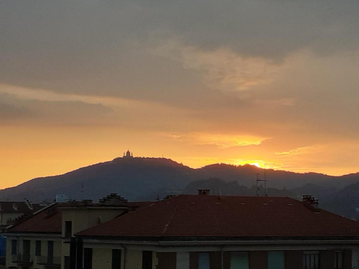 La Finestra Sulla Mole Apartment Turin Luaran gambar