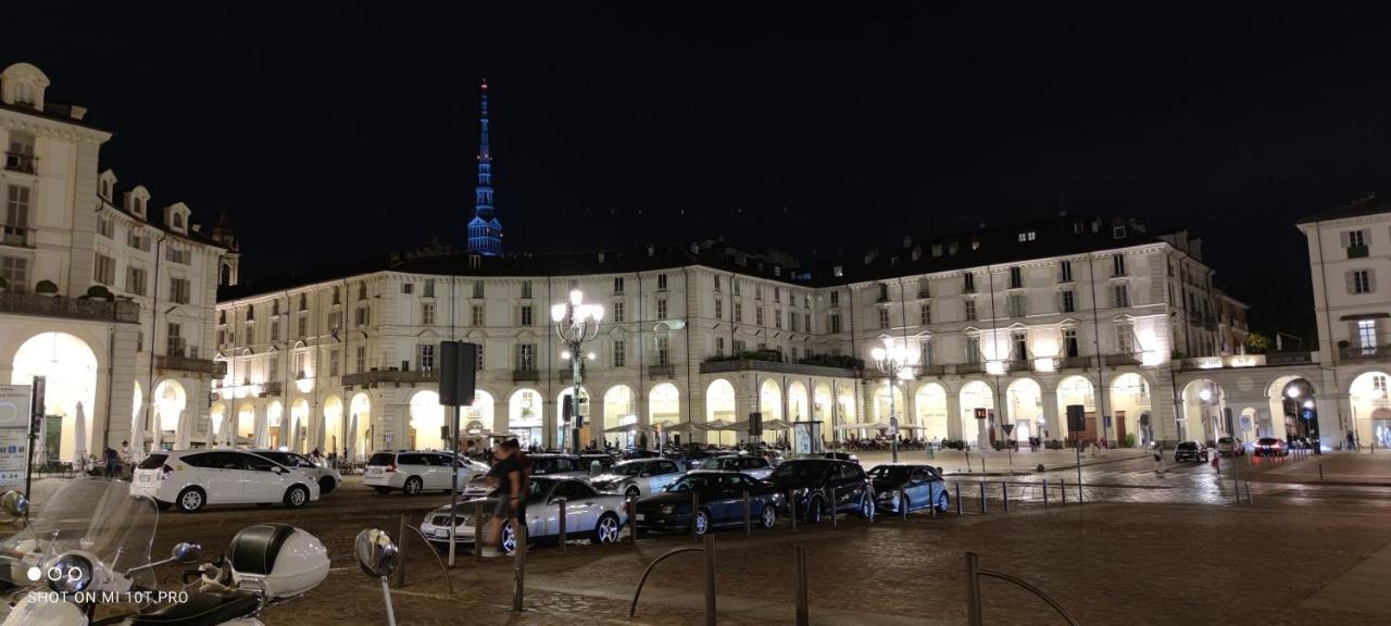 La Finestra Sulla Mole Apartment Turin Luaran gambar